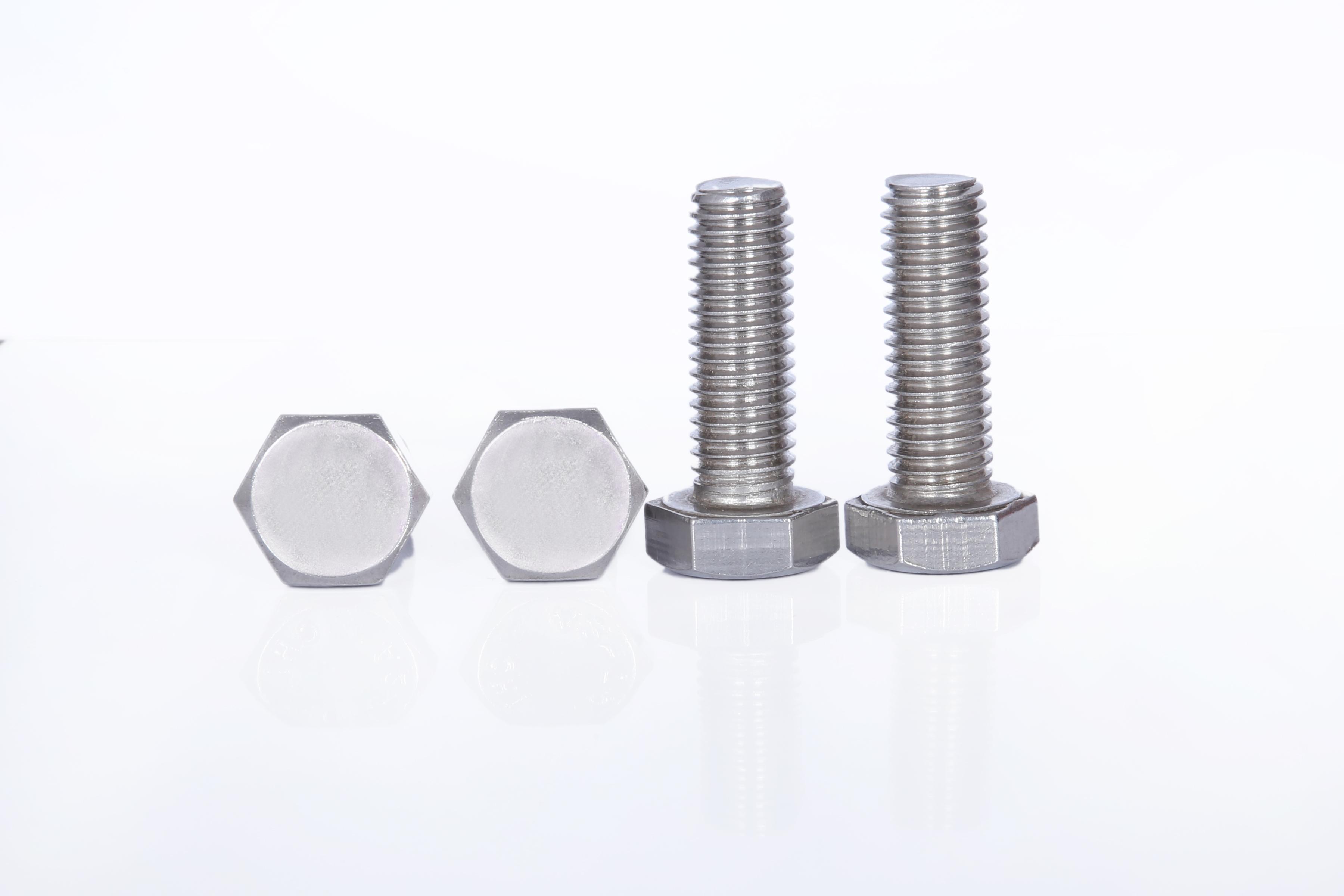HEX BOLT